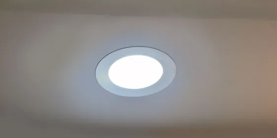 Lampu downlight