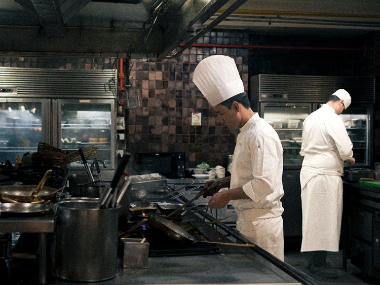 Ilustrasi hot kitchen, Sumber: pexels.com